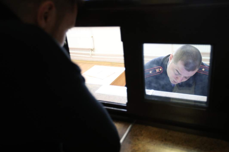 Катись от люда: пешеходам советуют вызывать ГИБДД при наезде самоката