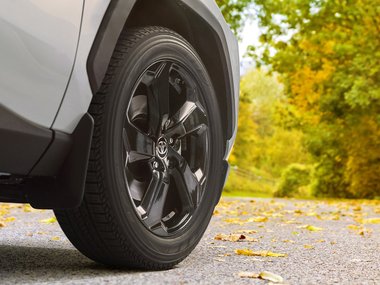 Toyota RAV4 стал еще доступнее