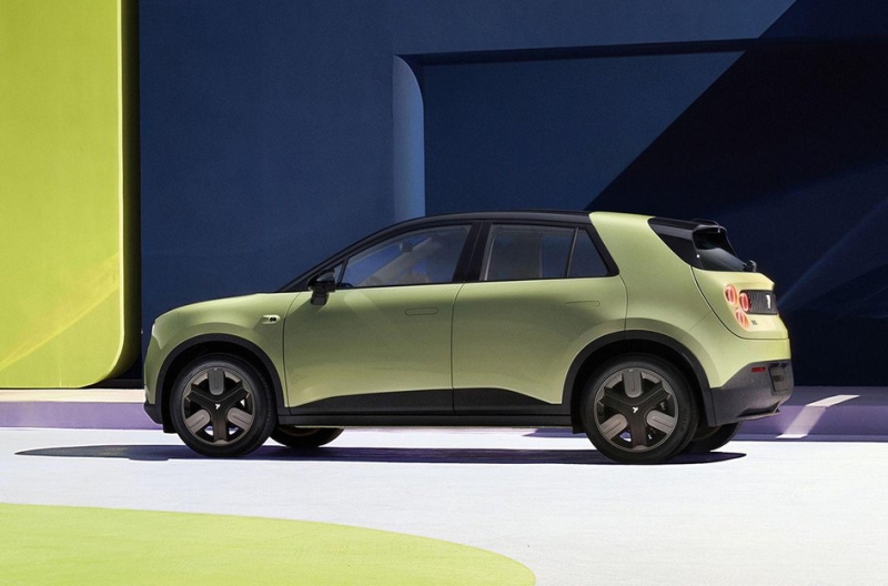 Китайцы показали очень безопасный хэтчбек по цене Lada Vesta