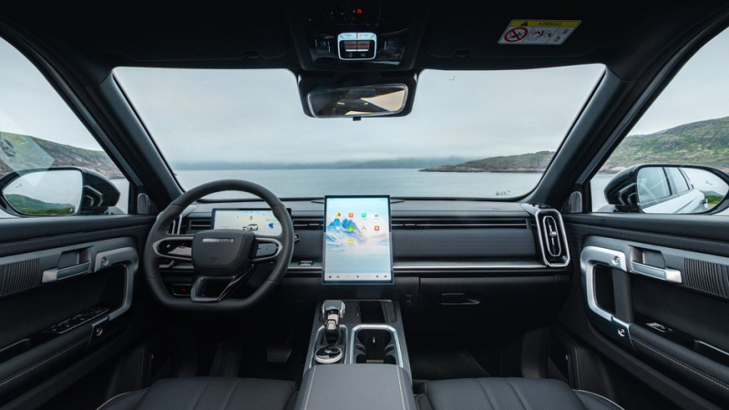 В России начались «живые» продажи Jaecoo J7